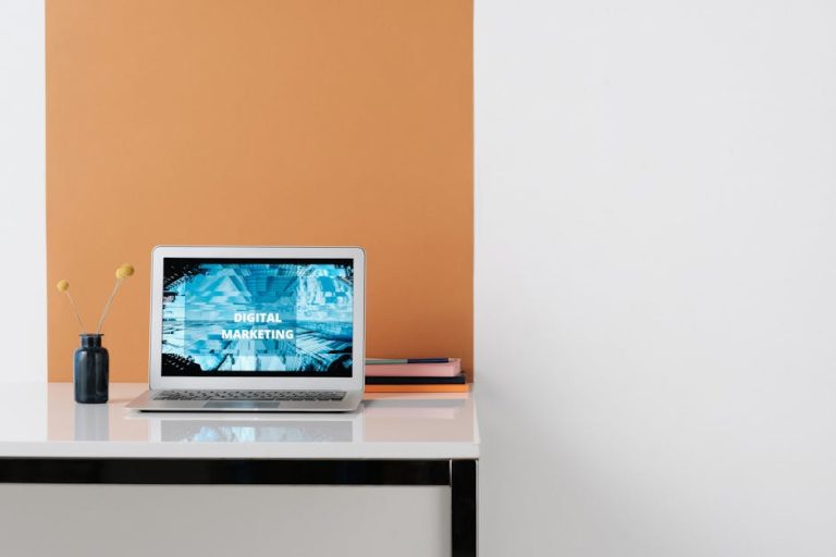 How to Use Affiliate Marketing to Promote Online Communities